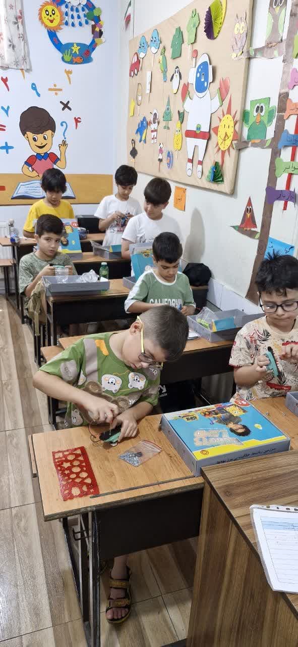 پیش دبستانی و دبستان غیردولتی گل‌های قرآن